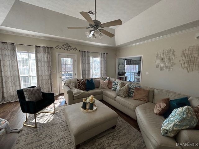 110 POPLAR GROVE Drive, Wetumpka, AL 36092