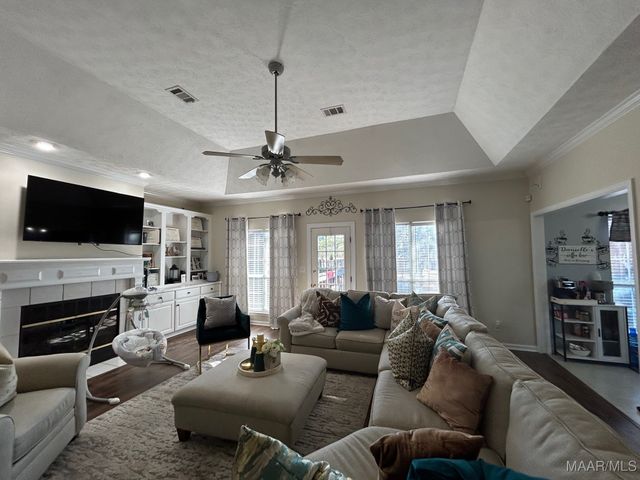 110 POPLAR GROVE Drive, Wetumpka, AL 36092