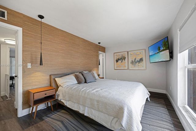 8512 SW 103rd Ave, Miami, FL 33173