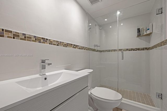 8512 SW 103rd Ave, Miami, FL 33173