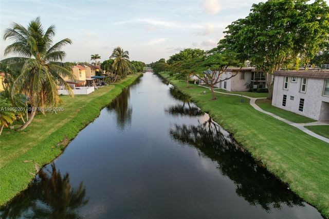 8512 SW 103rd Ave, Miami, FL 33173