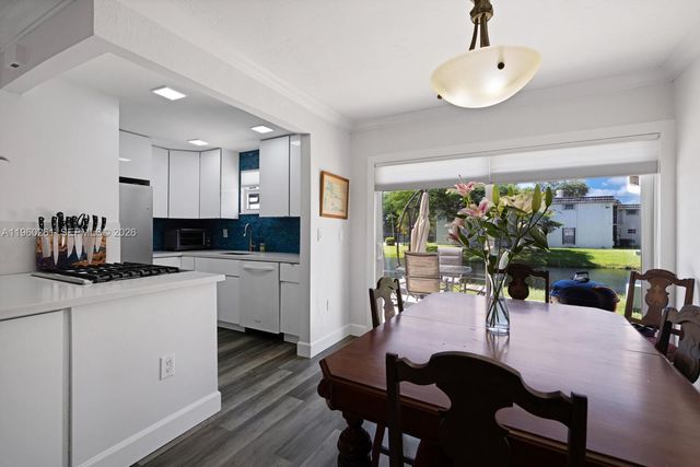 8512 SW 103rd Ave, Miami, FL 33173