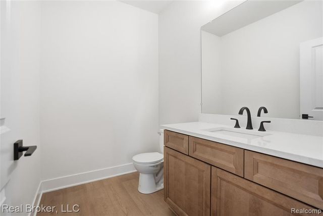 35957 Windridge Drive, New Baltimore, MI 48047