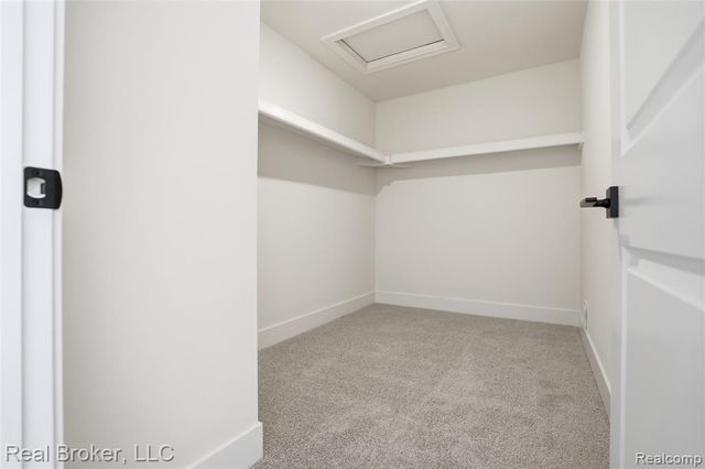 35957 Windridge Drive, New Baltimore, MI 48047