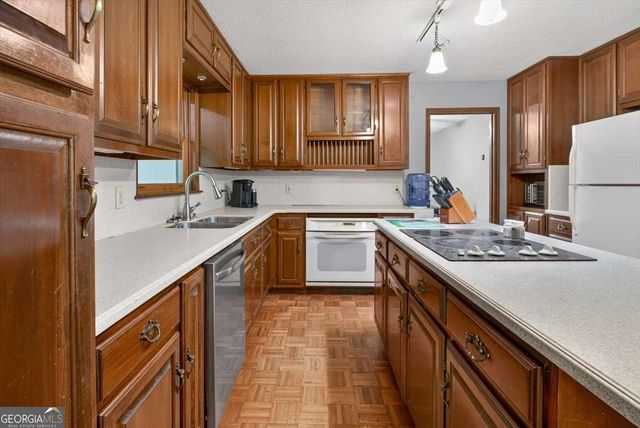 271 Broken Arrow Trail, Dahlonega, GA 30533