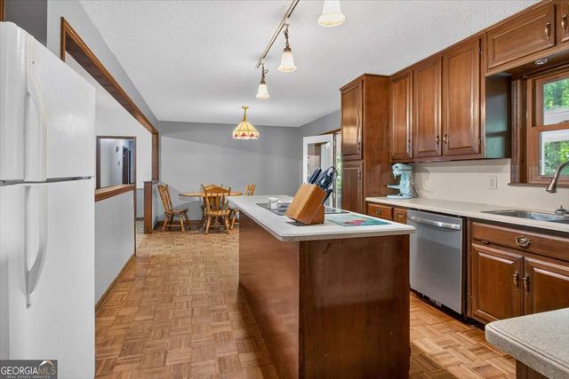 271 Broken Arrow Trail, Dahlonega, GA 30533