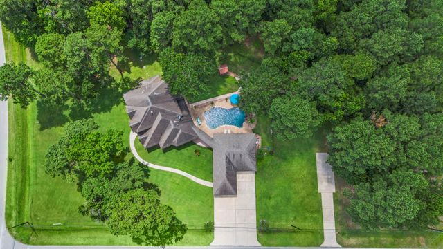 20302 Country Lake Drive, Magnolia, TX 77355