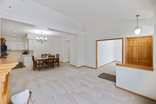 13930 54th Avenue N 1, Plymouth, MN 55446