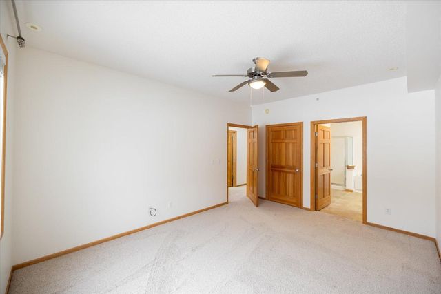 13930 54th Avenue N 1, Plymouth, MN 55446