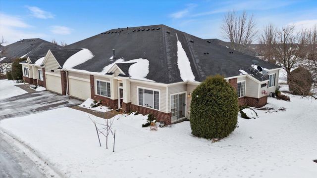 13930 54th Avenue N 1, Plymouth, MN 55446