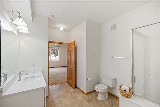 13930 54th Avenue N 1, Plymouth, MN 55446