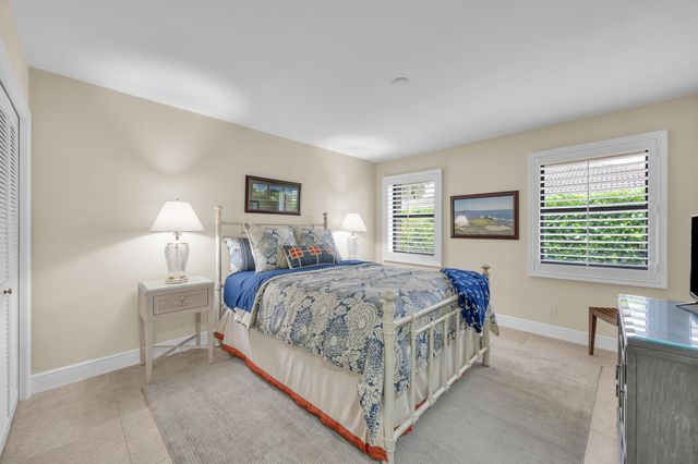 9067 SE Star Island Way, Hobe Sound, FL 33455