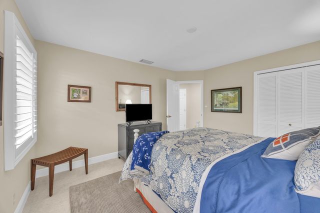 9067 SE Star Island Way, Hobe Sound, FL 33455