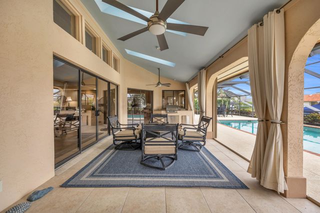 9067 SE Star Island Way, Hobe Sound, FL 33455