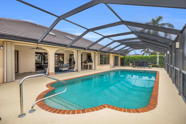 9067 SE Star Island Way, Hobe Sound, FL 33455