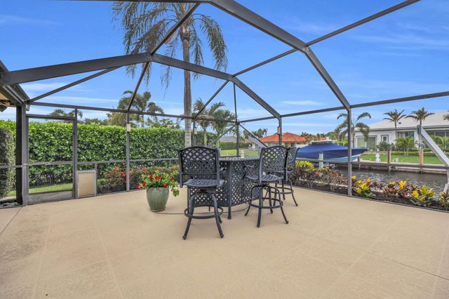 9067 SE Star Island Way, Hobe Sound, FL 33455