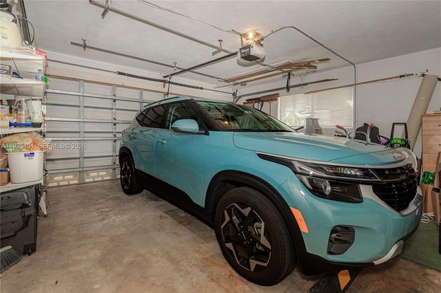 1551 SE 24th Ave, Pompano Beach, FL 33062