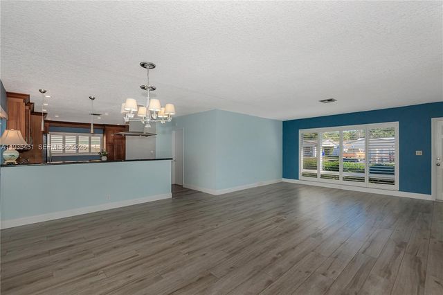 1551 SE 24th Ave, Pompano Beach, FL 33062