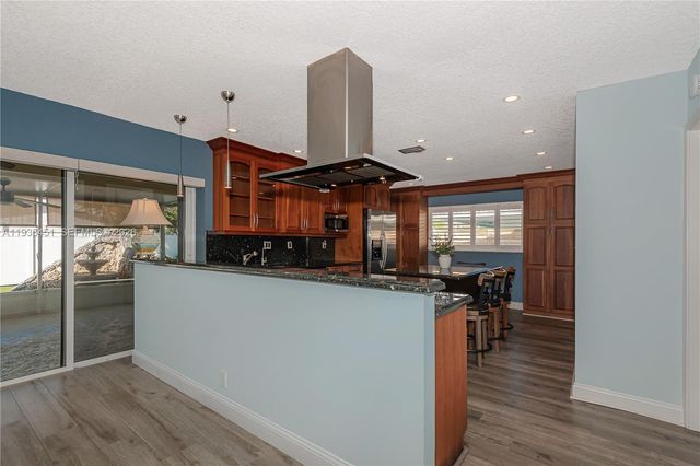 1551 SE 24th Ave, Pompano Beach, FL 33062