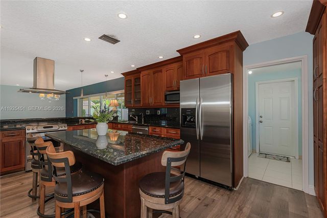 1551 SE 24th Ave, Pompano Beach, FL 33062