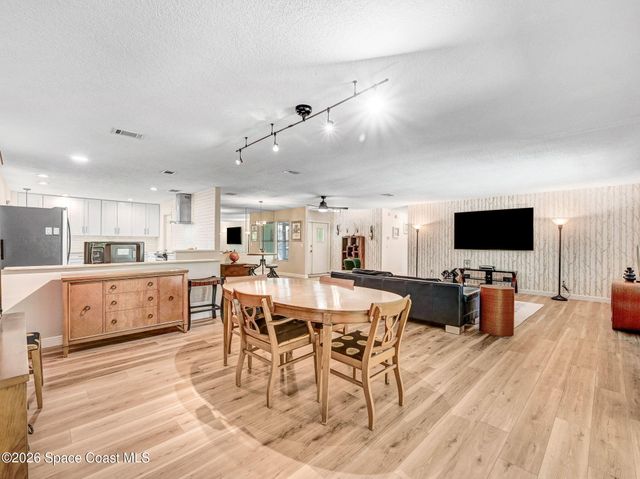 1343 Cherry Hills Road NE, Palm Bay, FL 32905