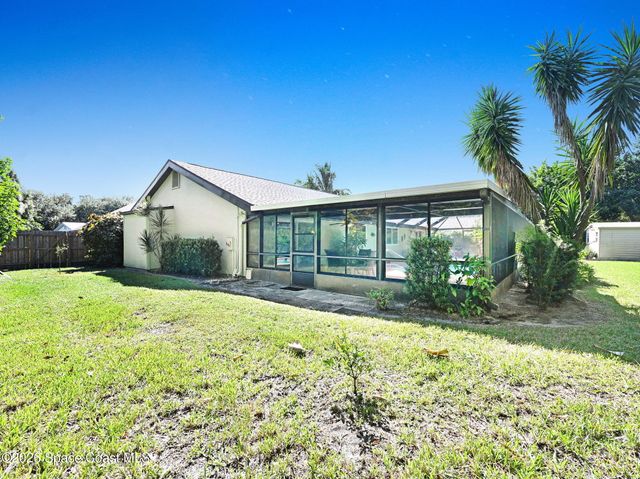 1343 Cherry Hills Road NE, Palm Bay, FL 32905
