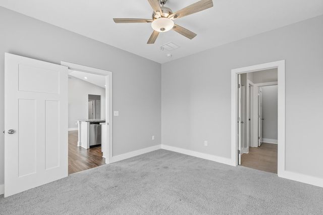 312 Deer Run Ave, El Dorado, KS 67042