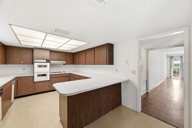 1451 MONTICELLO BOULEVARD N, St Petersburg, FL 33703