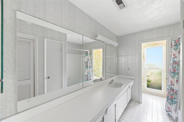 1451 MONTICELLO BOULEVARD N, St Petersburg, FL 33703