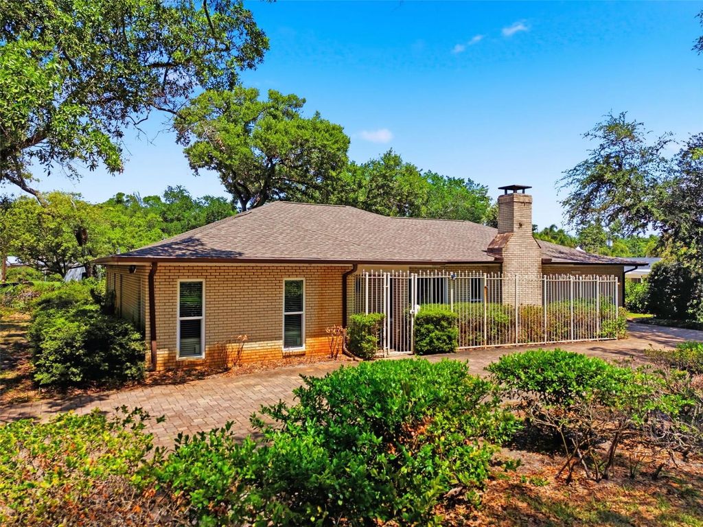 1451 MONTICELLO BOULEVARD N, St Petersburg, FL 33703