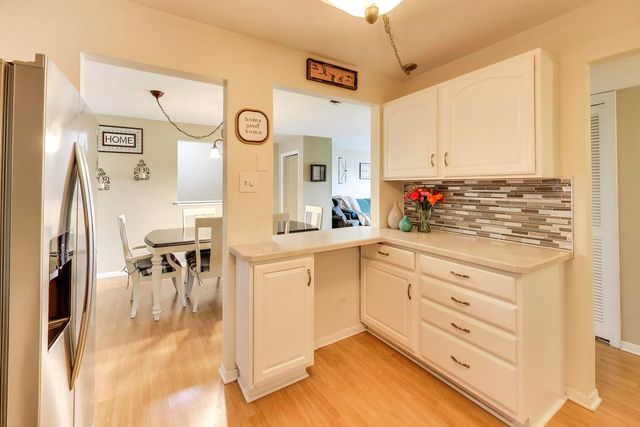5840 W 104th Street 415, Oak Lawn, IL 60453