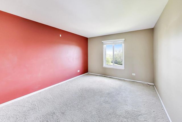 5840 W 104th Street 415, Oak Lawn, IL 60453