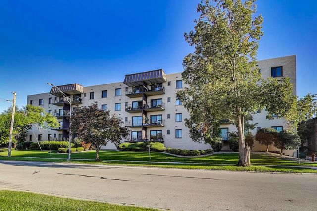 5840 W 104th Street 415, Oak Lawn, IL 60453