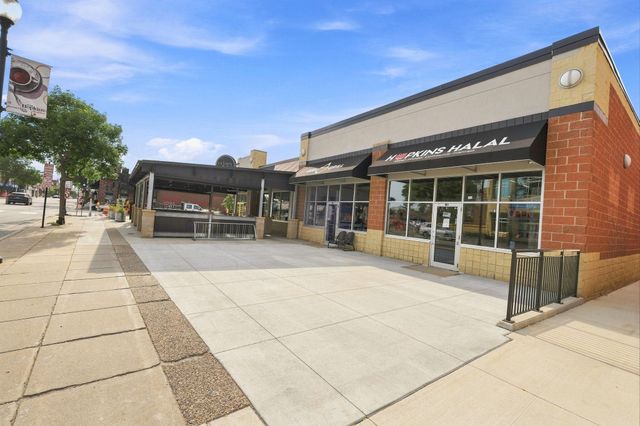 32 11th Avenue S 215, Hopkins, MN 55343