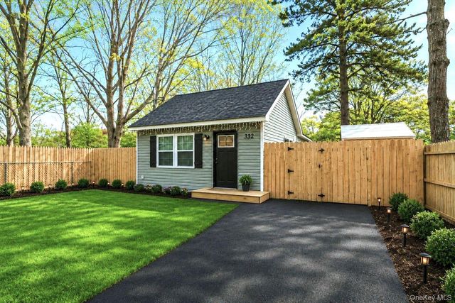 332 Commack Road, Shirley, NY 11967