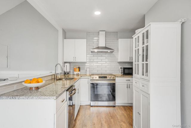 332 Commack Road, Shirley, NY 11967