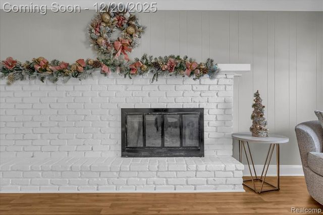 518 Charing Cross Drive, Grand Blanc, MI 48439