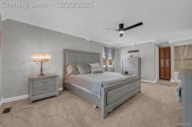 518 Charing Cross Drive, Grand Blanc, MI 48439