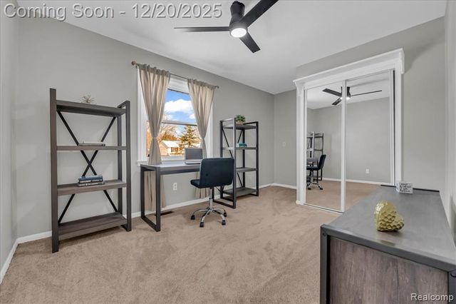 518 Charing Cross Drive, Grand Blanc, MI 48439