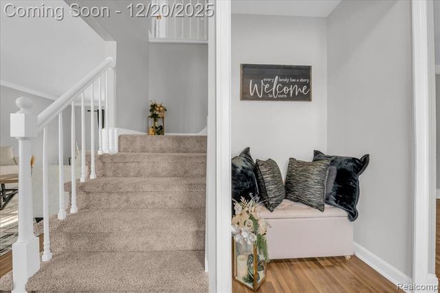 518 Charing Cross Drive, Grand Blanc, MI 48439