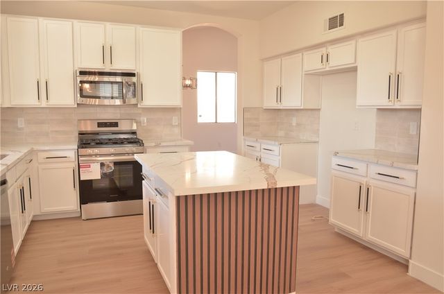 4517 Rockpine Drive, North Las Vegas, NV 89081