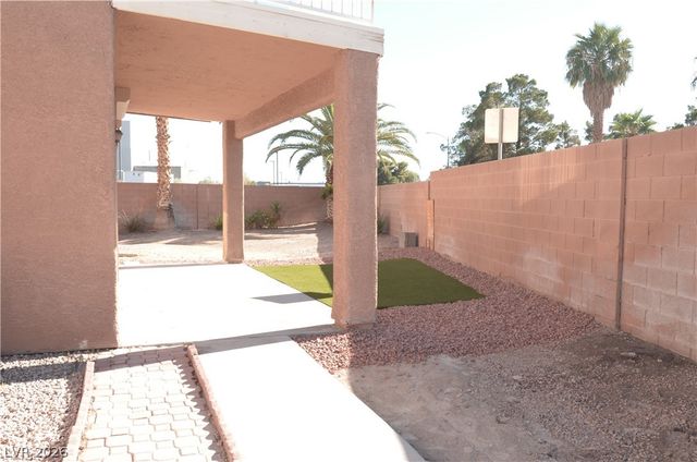 4517 Rockpine Drive, North Las Vegas, NV 89081
