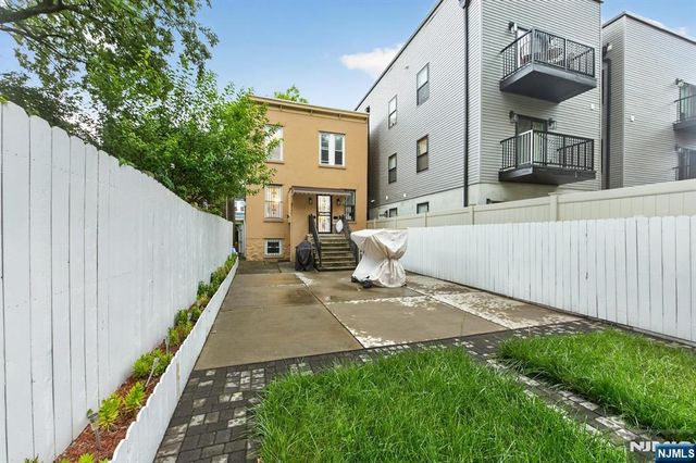 128 Sherman Place, Jersey City, NJ 07307