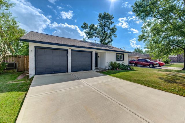 7838 Royalwood Drive, Houston, TX 77049