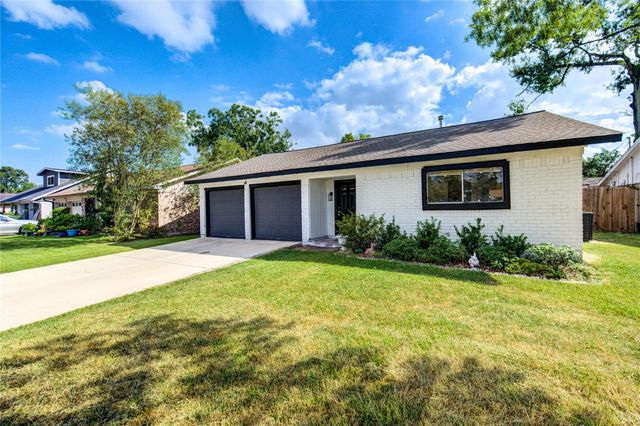 7838 Royalwood Drive, Houston, TX 77049