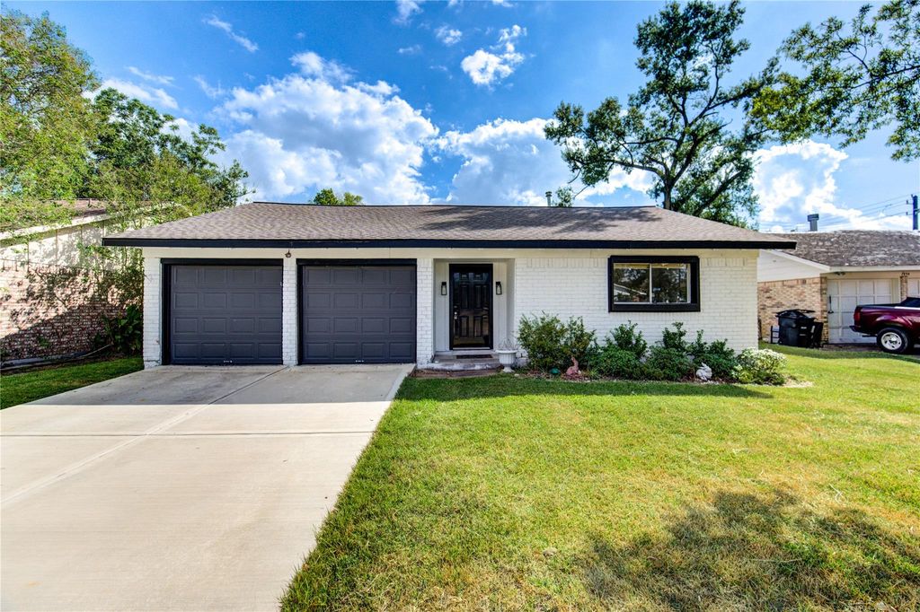 7838 Royalwood Drive, Houston, TX 77049