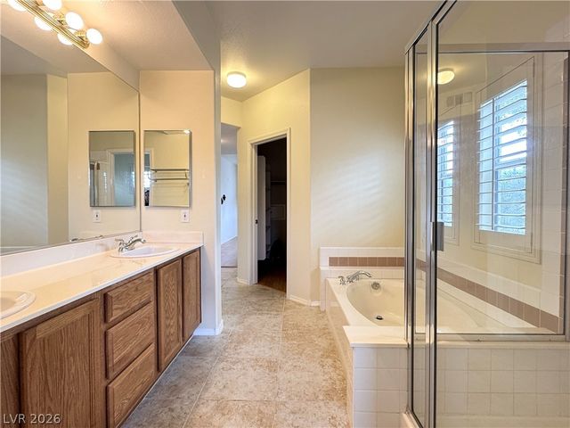 820 Sunrise Peak Lane 203, Las Vegas, NV 89144