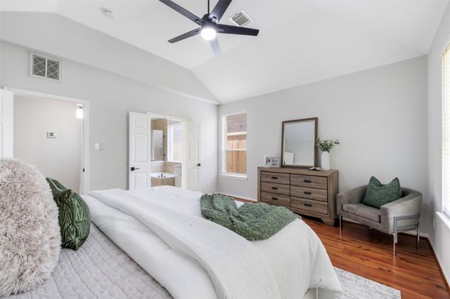 1202 Ivory Meadow Lane, Sugar Land, TX 77479