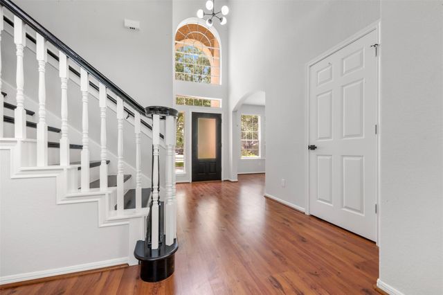 1202 Ivory Meadow Lane, Sugar Land, TX 77479