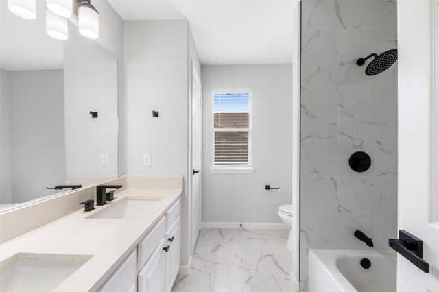 1202 Ivory Meadow Lane, Sugar Land, TX 77479